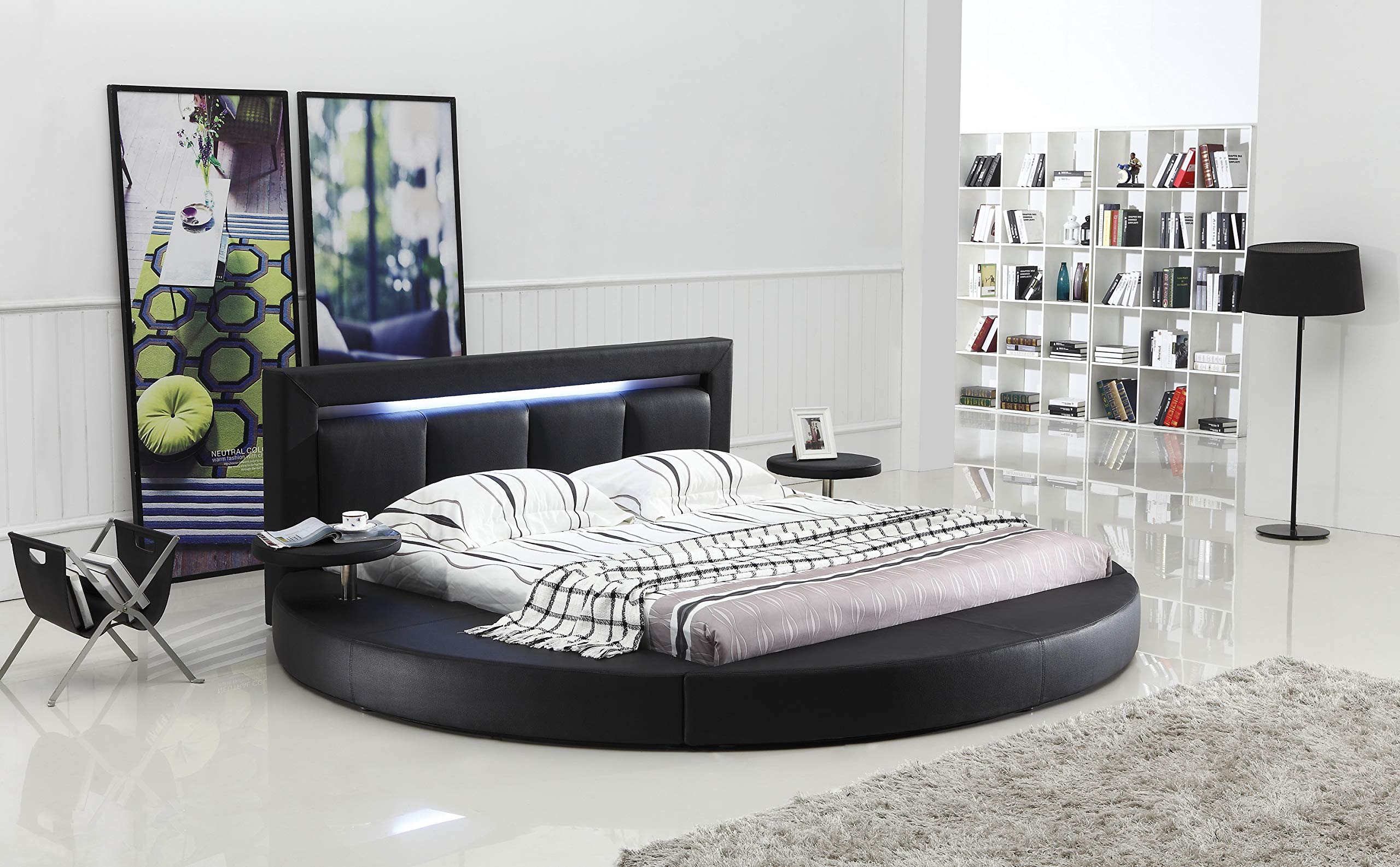 round bed