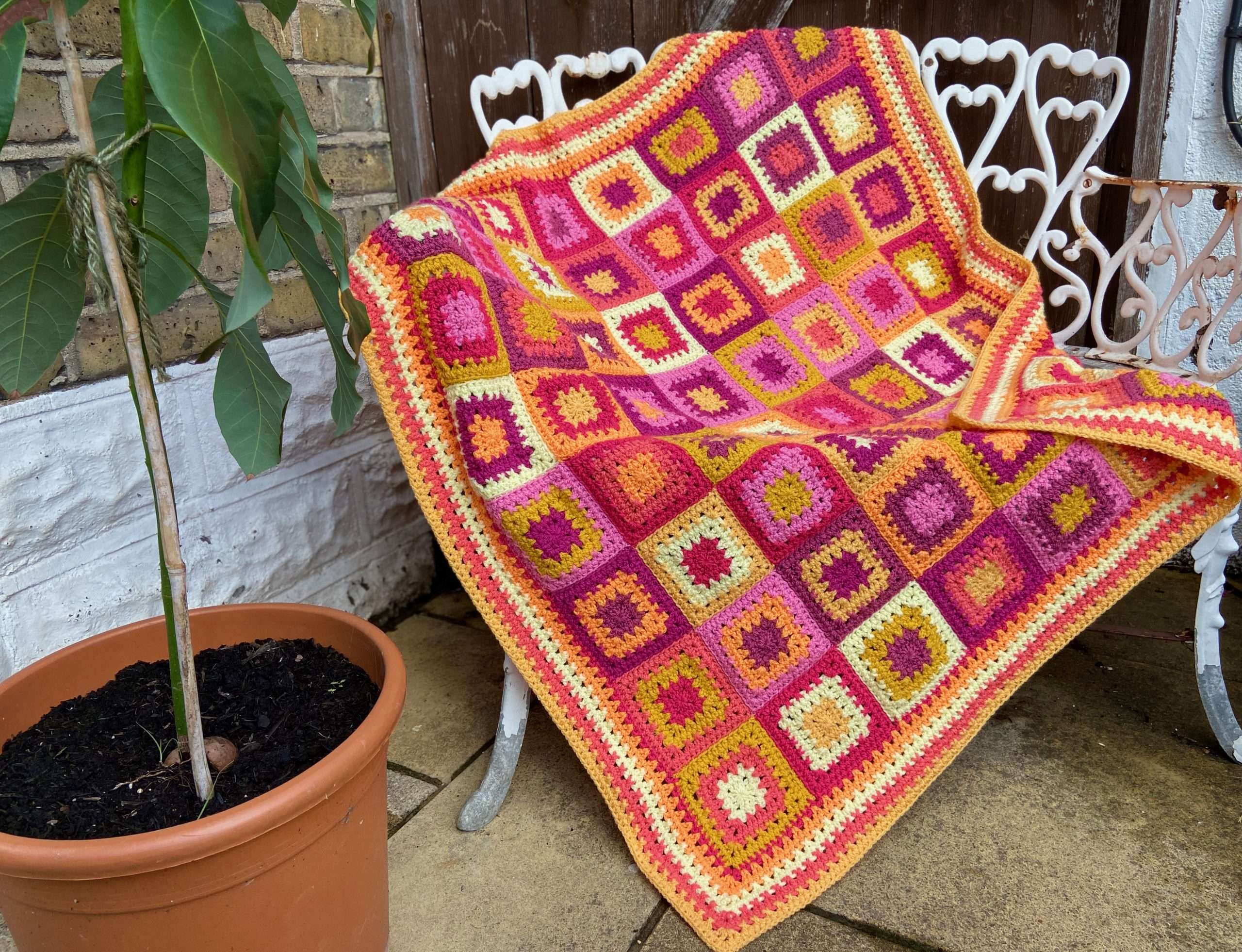 Granny square blanket pattern