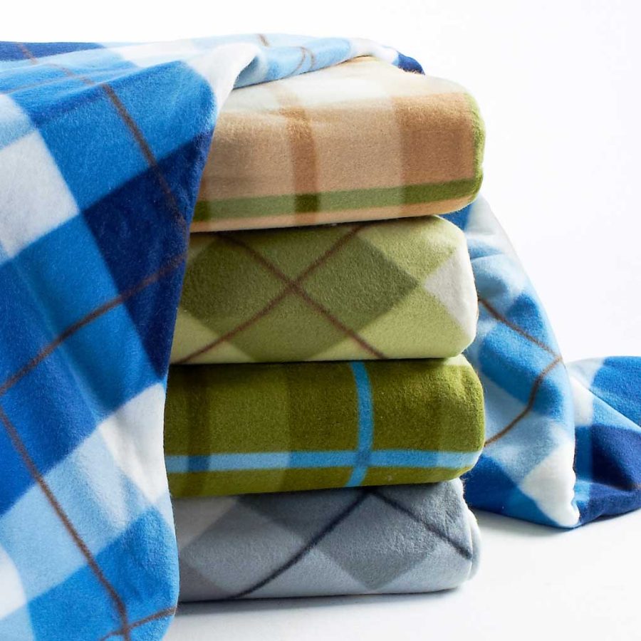 How to make a fleece blanket