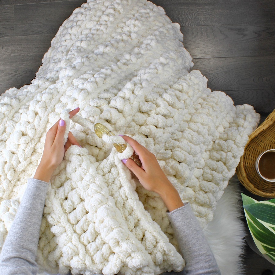 crocheting a blanket