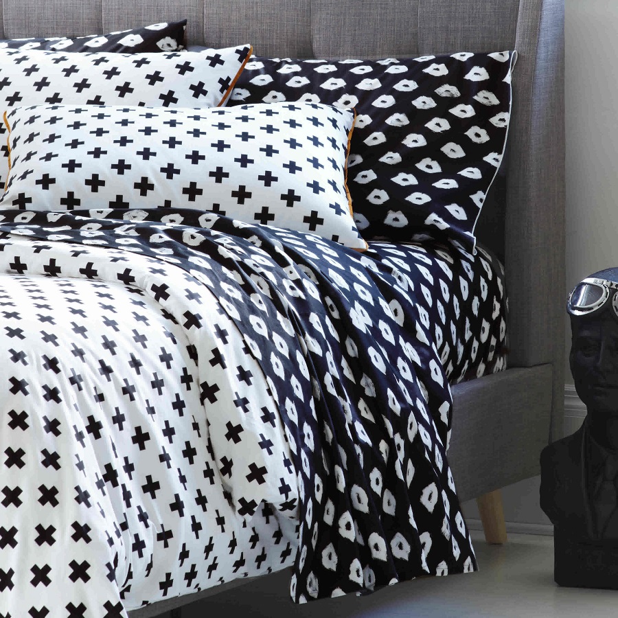 Black and White Comforter Sets