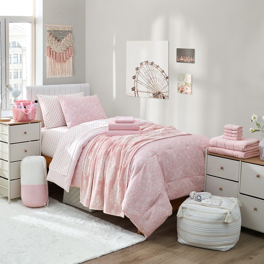  Best Pink Comforter Sets